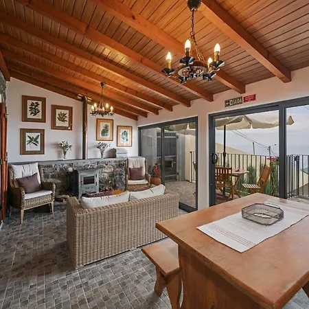 Refugio Da Serra - By Wehost