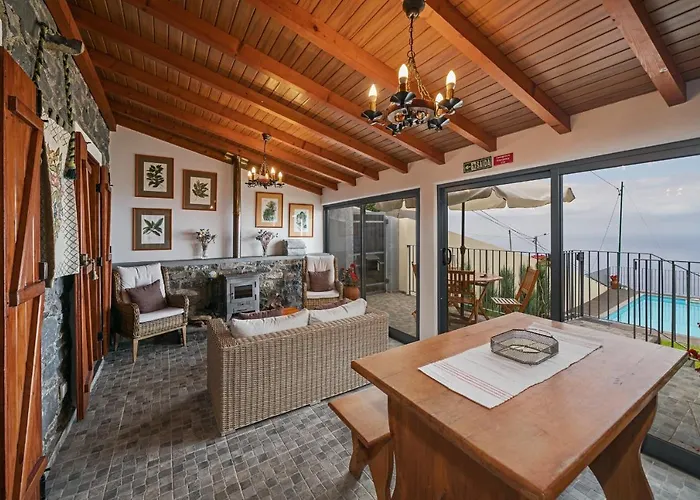 Refugio Da Serra - By Wehost